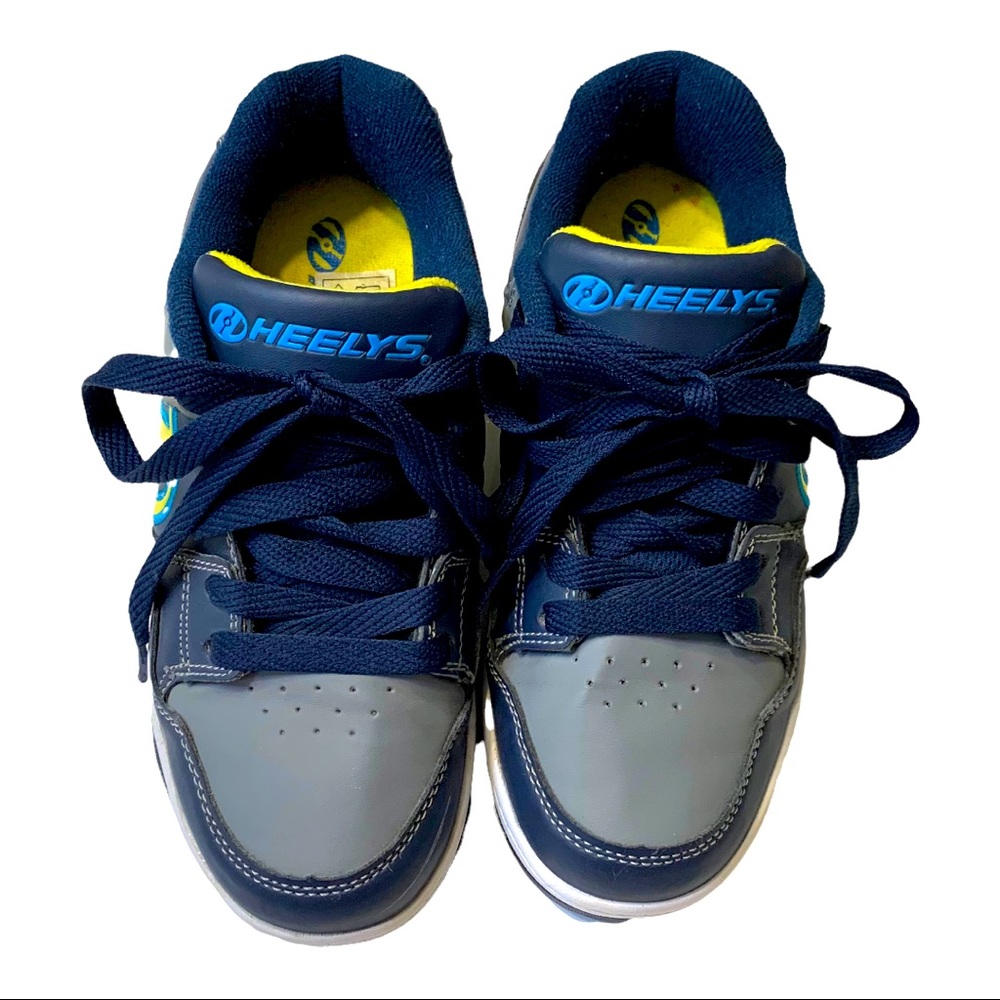 Kids Heelys shoes